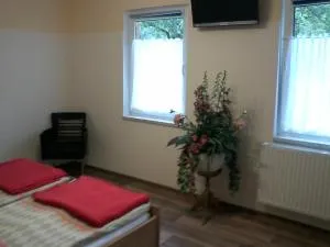 Pension Waldbad Dommitzsch - Dommitzsch