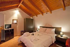 All Seasons Πέτρινες Παραδοσιακές Κατοικίες