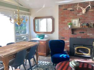 Spectacular apartment, close to Lions Head, next to bus stop