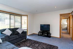 Acton Park Holiday Units