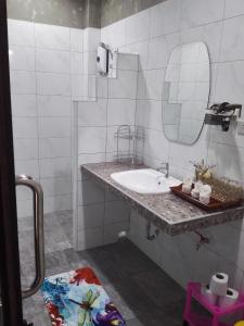 Nananuira Apartment and Room