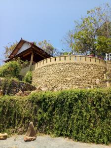 Stairway To Heaven Bungalows and Restaurant