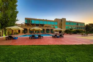 Century Park Hotel