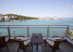 Chalkida Seafront Apartment Evia Greece