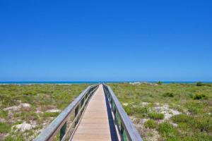 Sea Place 11104