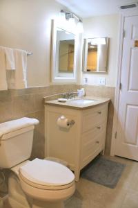 Ocean Village Club R18