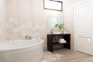 Double Room with Spa Bath