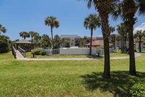Ocean Village Club Q17