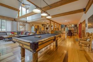 Hidden Lodge - 4hvězdičkové hotely ve městě Idyllwild