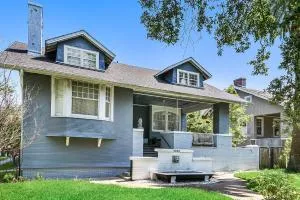 Comfortable Rooms Near All NOLA Hot Spots - Luling