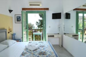 Pegasus Studios & Apartments