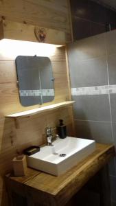 Maisons de vacances Chalet Le Bordarriben sauna & spa : photos des chambres