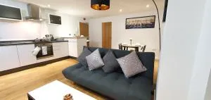Northampton 2 Bedroom Town Centre Apartment close to University, Hospitals, Brackmills - 北安普敦