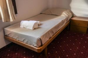 Standard Triple Room room in VILLANOVA HOTEL