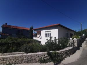 MARIJA Apartment 100m from the pebble beach