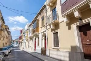 Seaside Apartment - Taʼ Xbiex