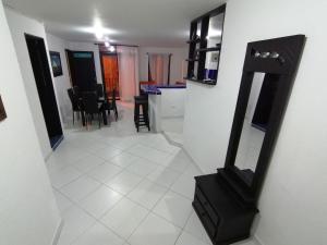Hermoso apartamento cómodo y tranquilo cerca a todo en Guatapé por días