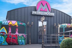 Metro Hostel by CHM