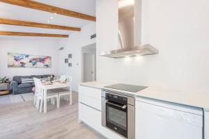 Lovely and bright apartment in the heart of Banyoles