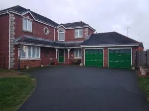 the brier house - Castle Gresley