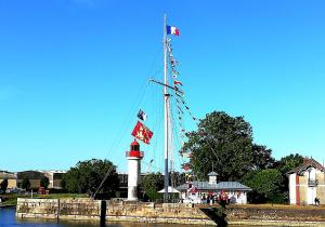 Appartements Le MAELY, studio au calme, centre de Honfleur (linge fourni) : photos des chambres