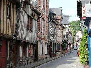 Appartements Le MAELY, studio au calme, centre de Honfleur (linge fourni) : photos des chambres