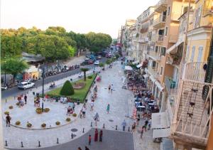 Ideally Situated Corfu Old Town Apartment