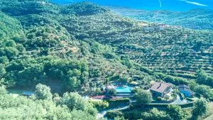 LE FORRI Agriturismo e B&B - Corbezzi