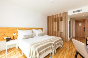 Classic Double or Twin Room with Race View room in Algarve Race Resort - Hotel