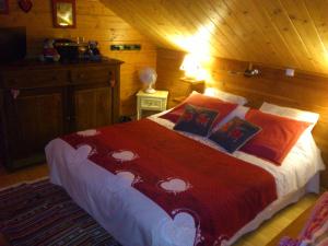 Maisons d'hotes Chalet Gerardmer situe a LE THOLY : photos des chambres