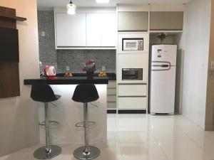 APTO 2 QUARTOS AV CENTRAL