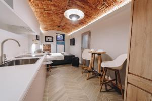 M2 Main Square Studio