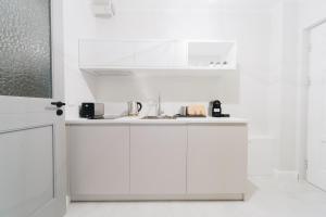 M6 Main Square Stylish One Bedroom