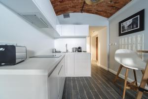 M4 Main Square Studio