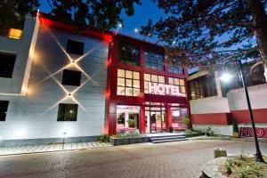 семеен ХОТЕЛ РОМАНТИКА - Mezek