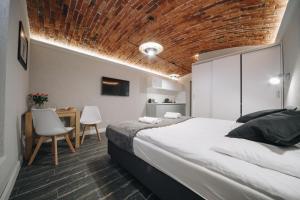 M3 Main Square Studio