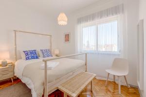 Renovated Sunny Apartment with Amazing Sunset Balcony , By TimeCooler