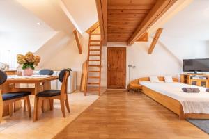 Romantické ubytovanie v podkroví ideálne pre páry alebo rodinku-self check