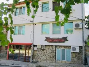 Guest House Dobrev - Stari Chal