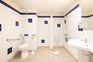 Hotels B&B HOTEL Saint Jean De Maurienne : photos des chambres