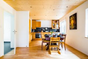 Chalet Cosy Family Home - Behagliches Ferienhaus Tuningen Tuningen Allemagne