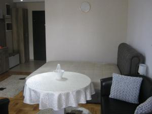 Ildiko Studio Apartment is a calm place to relax