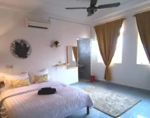 FnR Homestay A (1st Floor) - Kampong Kenerak