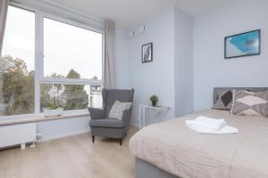 Jaktorowska Bright Studio by BookingHost