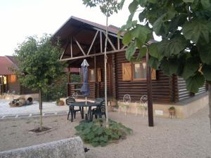 Casas Rurales Villa Pereza