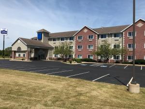 AmericInn by Wyndham Maquoketa