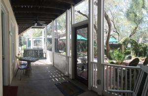 Hibiscus Coffee & Guesthouse