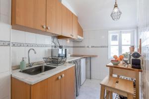 Light Filled Typical Apartment at Alfama, By TimeCooler