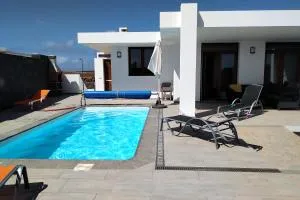 VILLA BLANCA - Las Breñas