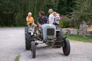 Bio-Bauernhof Waldesruh mit Hofladen